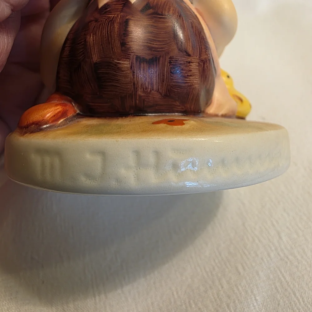 Vintage Goebel Hummel Chick Girl Figurine TMK 6